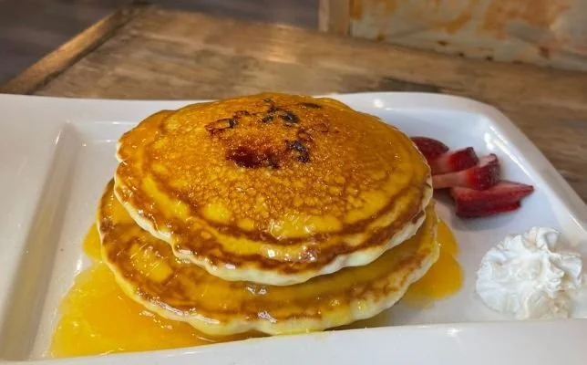 Super Smash Deluxe burger at J's Sunrise Grill Calgary